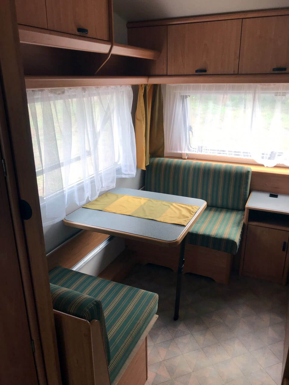 Sitzecke vom Knaus Wohnwagen